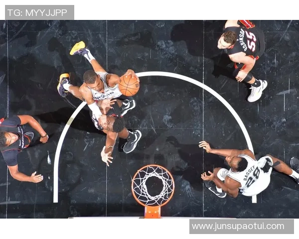 文班亚马场均20分10篮板3盖帽表现出色新秀奖项几乎已成定局 文班亚马场均20分10篮板3盖帽表现出色新秀奖项几乎已成定局